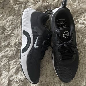 Womens Nike shoes